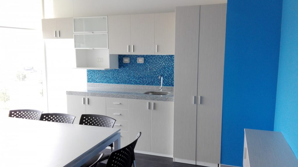 Kitchenette para Lion - Castellano